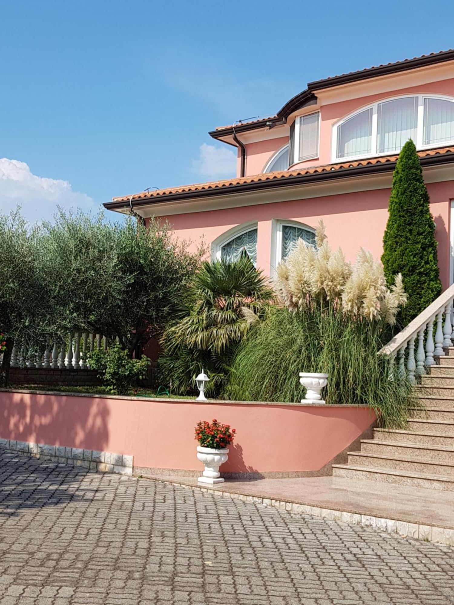 Apartments And Rooms Villa Chiara Krnica Eksteriør billede