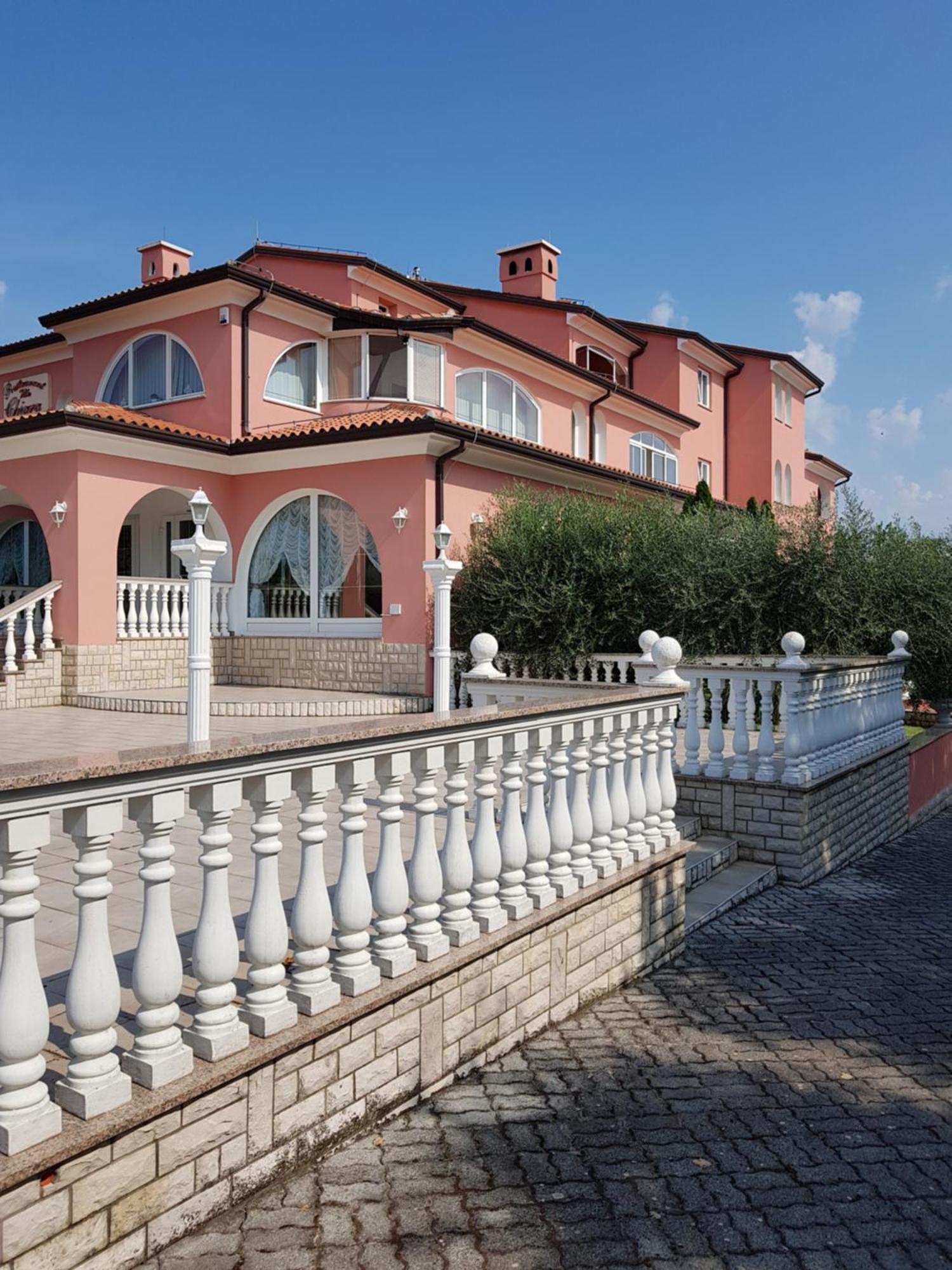 Apartments And Rooms Villa Chiara Krnica Eksteriør billede